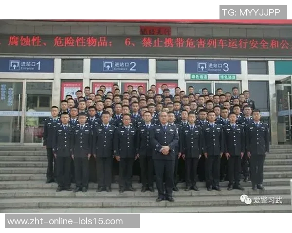 南京飞盘队战术解析:从团队配合到个人技巧的全面探讨 南京飞盘队战术解析:从团队配合到个人技巧的全面探讨